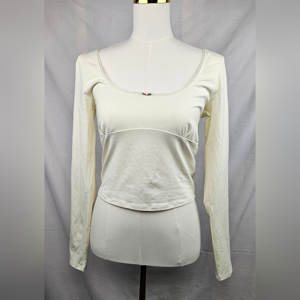 Nwt Forever 21 Cream Long Sleeve‎ Top With Pink Flower Sz L Coquette Fairycore